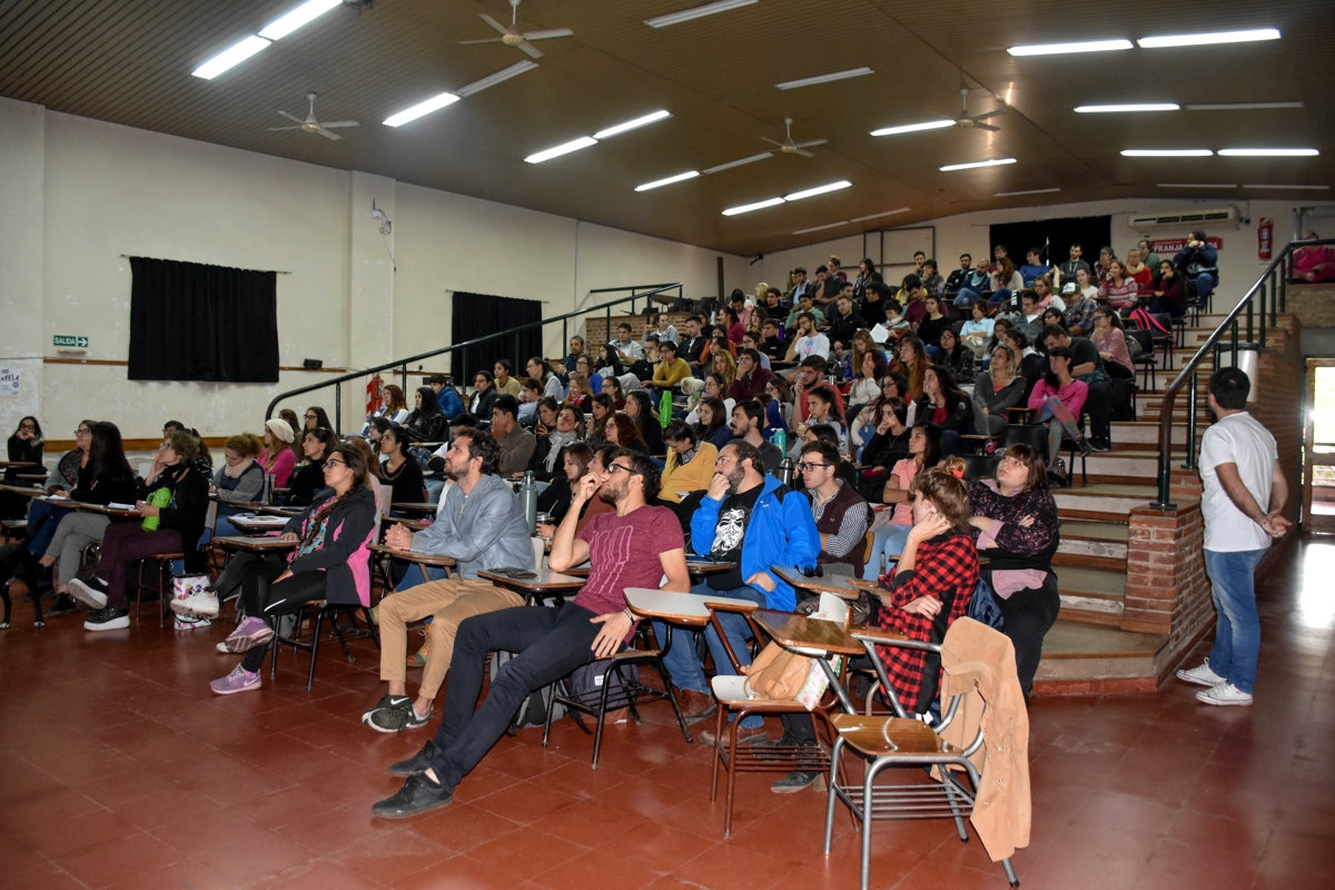 CHARLA EN CASILDA