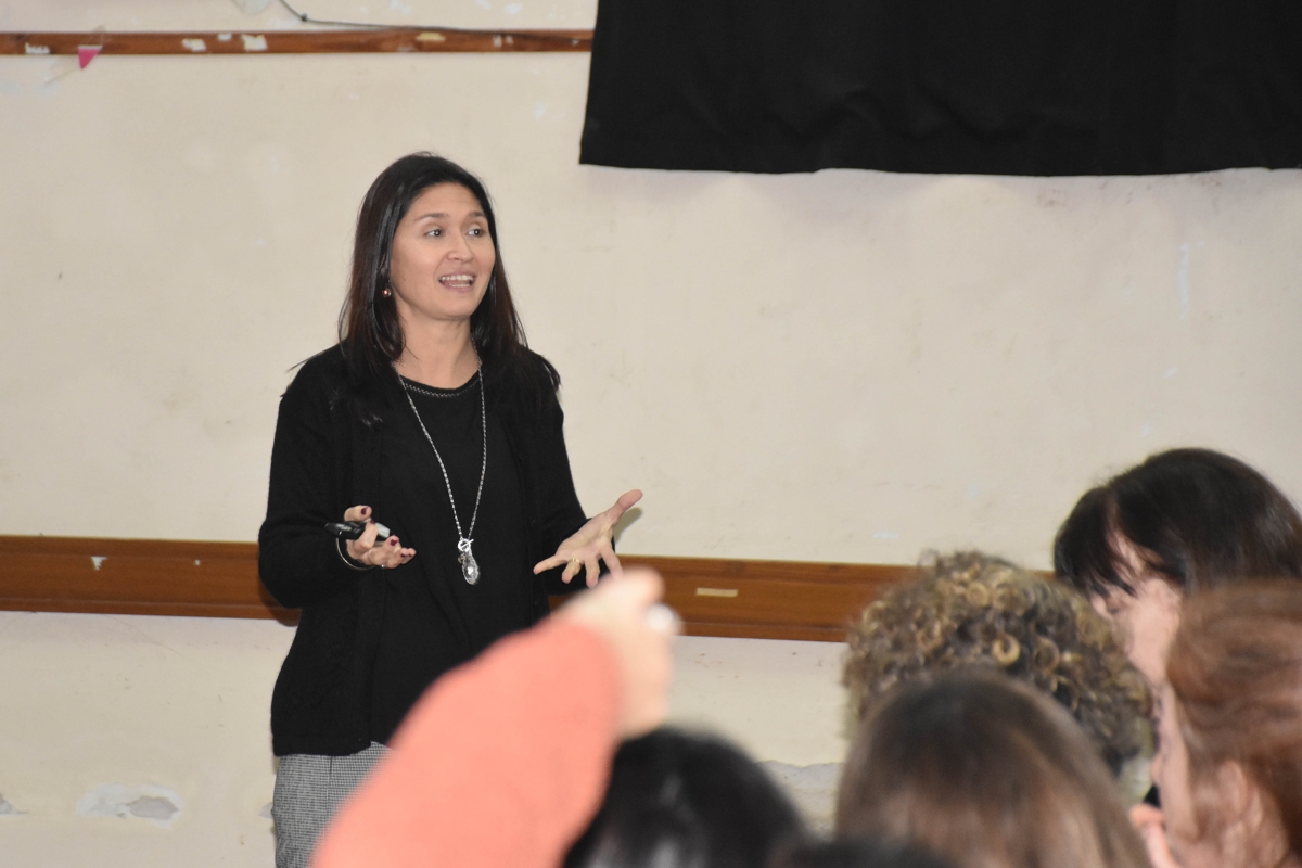 CHARLA EN CASILDA