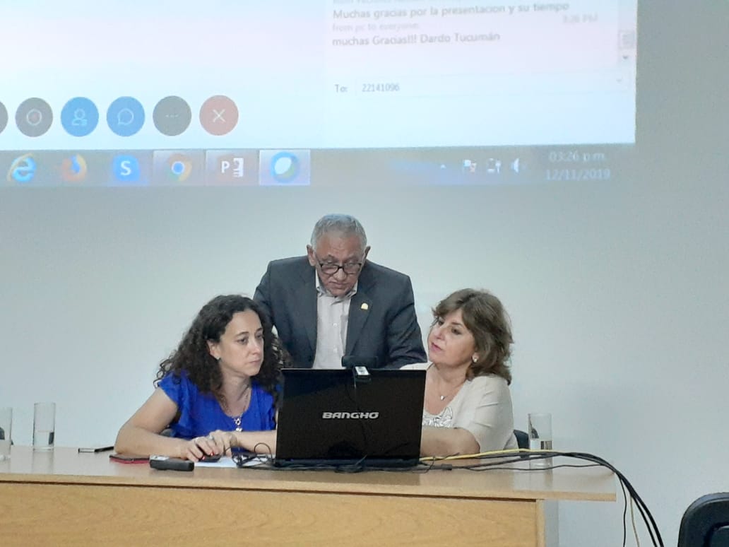 Dra. Cintia Fabbri, Interventora Bioq Alejandra Morales y Dr. Pedro Vasconcelos
