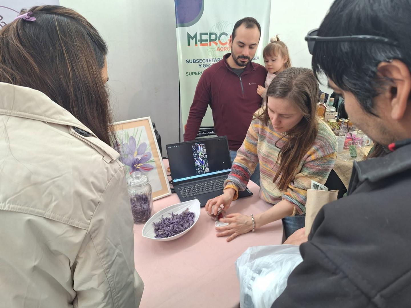 Presentación y muestra de experiencias de producción durante el 13° Intercambio de Semillas y Saberes en Caleta Olivia.