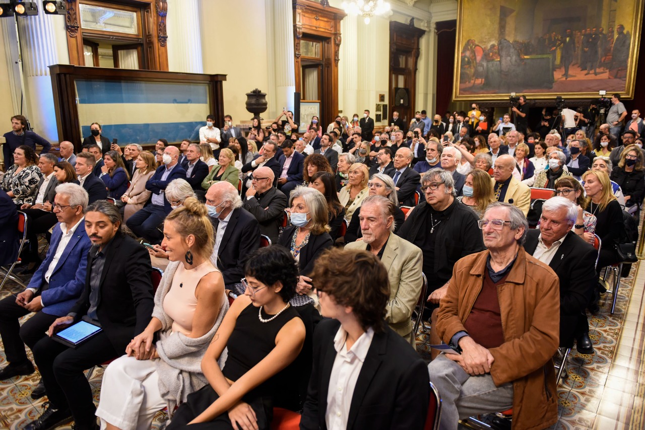 Público en homenaje a Jairo