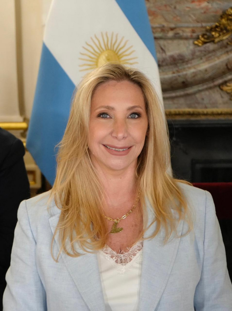 Karina Milei recibió un reconocimiento especial del presidente de la Nación por su labor tanto en la campaña electoral como en la gestión.