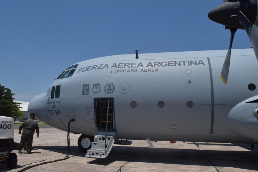 La Fuerza Aérea Argentina recibió al quinto Hercules modernizado 