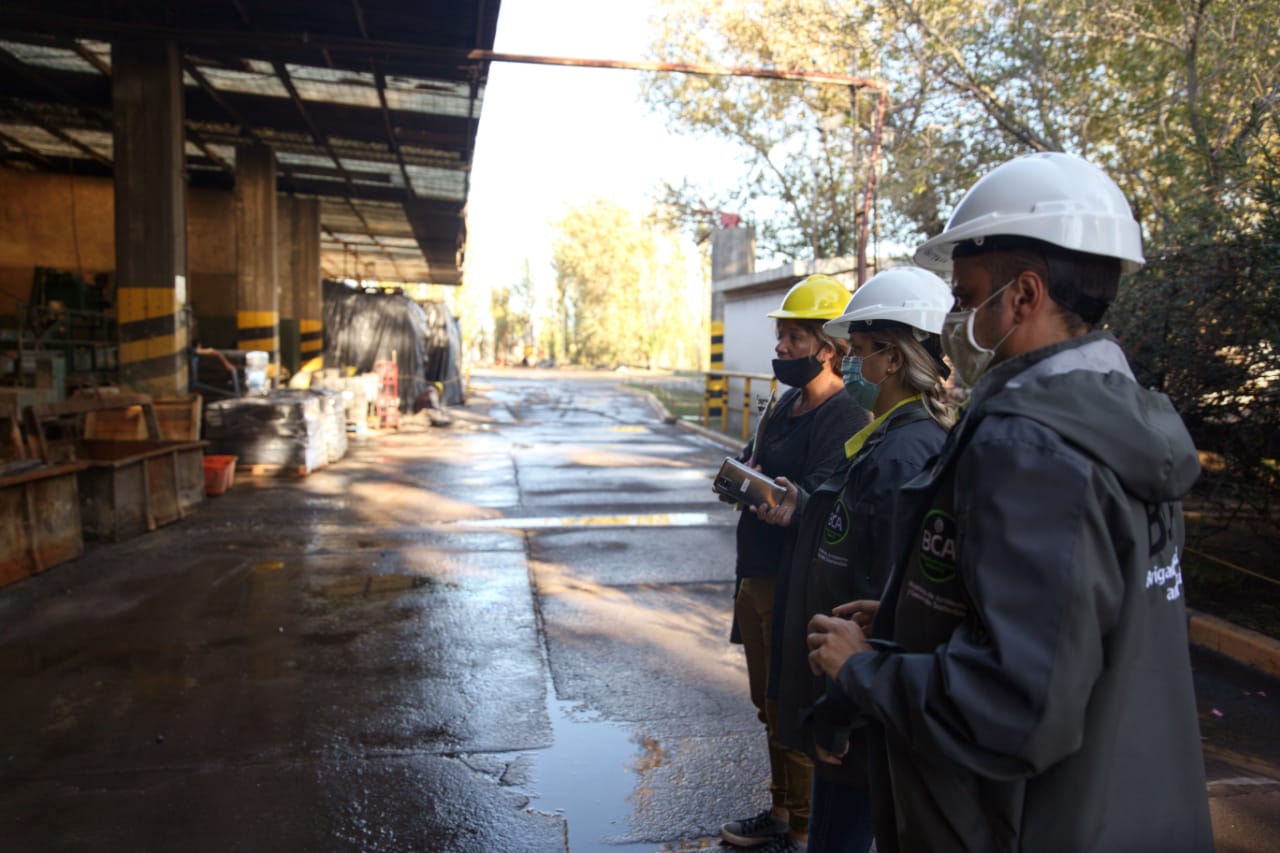 La Brigada de Control Ambiental inspeccionó una planta de reciclado de baterías de plomo-ácido en La Pampa