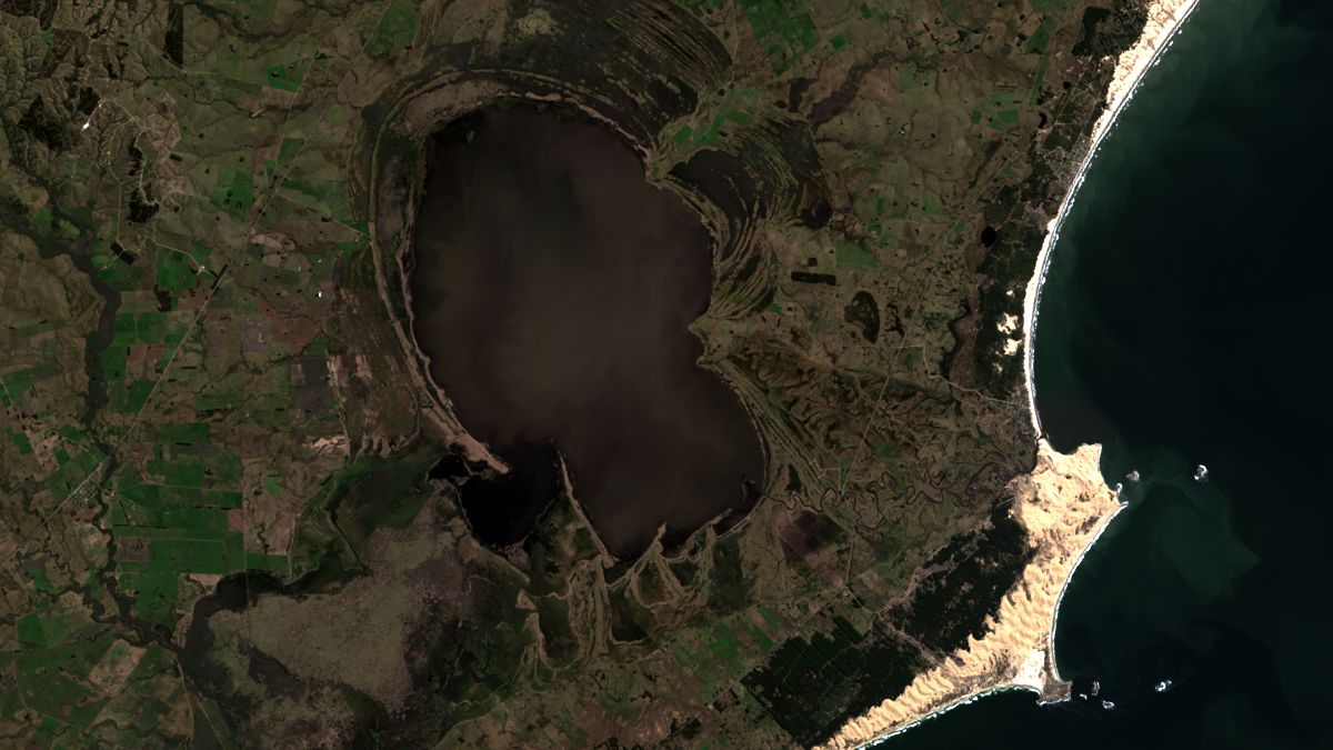 Laguna de Castillos, Uruguay - Landsat 8 OLI - 5 de Agosto de 2013