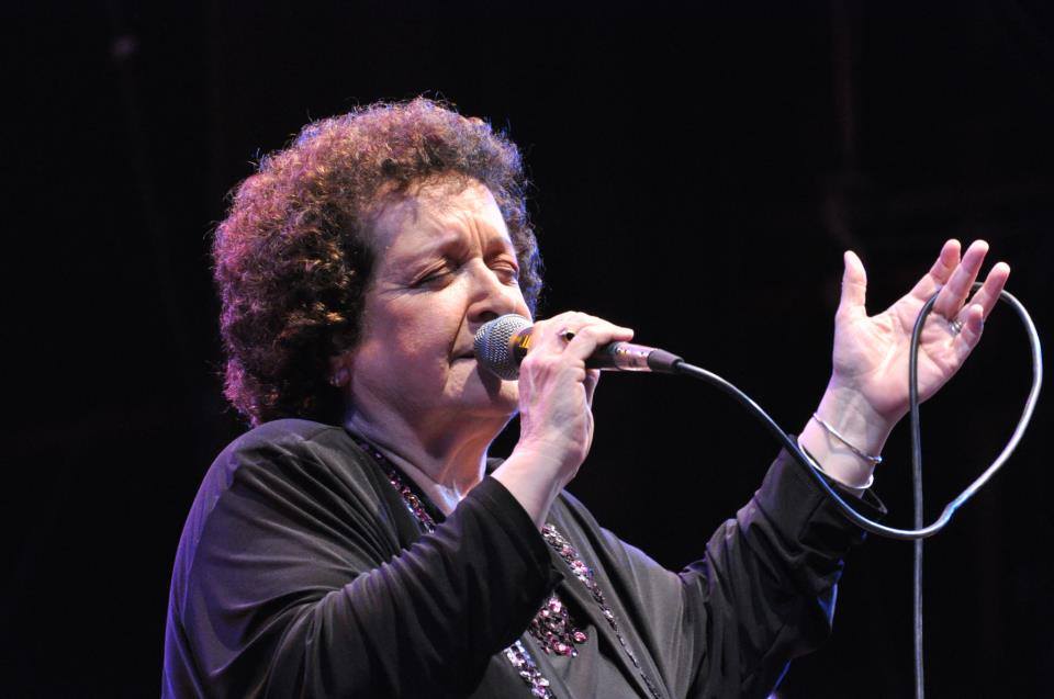 La cantante de música folklórica Marián Farías Gómez.