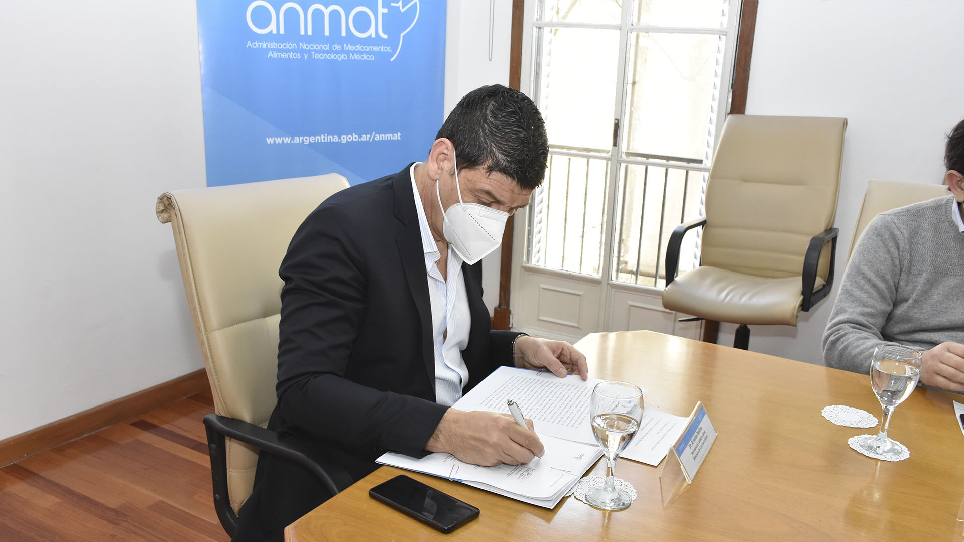 Firma del Acta - Arnaldo Medina