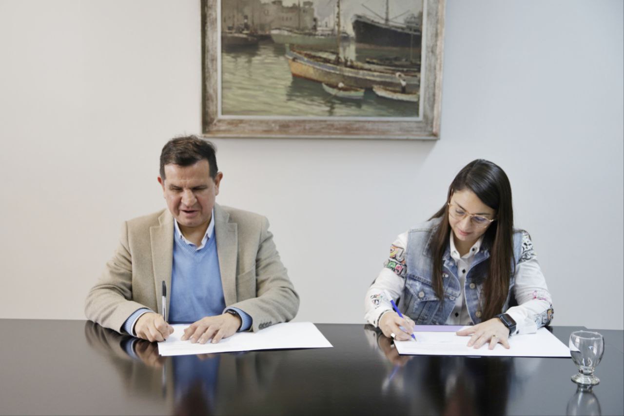 Mazzina y Galarraga firman el acta acuerdo entre la cartera de género y ANDIS.