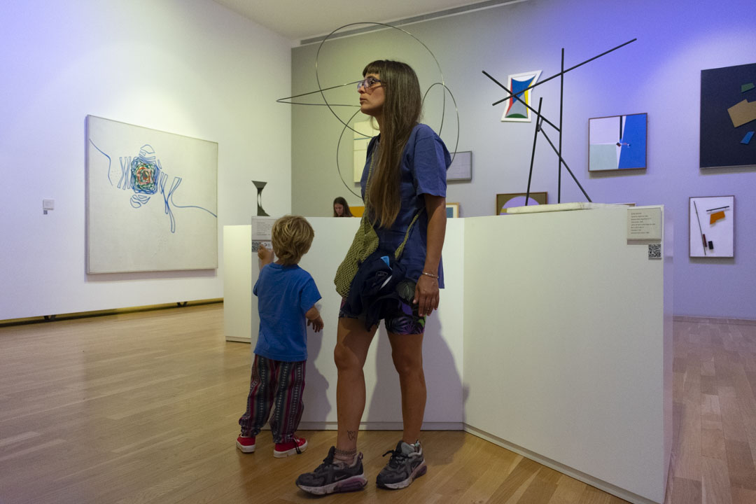 "Una aventura en colores: azules profundos" una visita para toda la familia para disfrutar de las obras del Museo Nacional de Bellas Artes.
