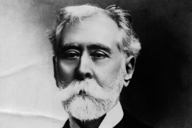Retrato de Manuel Quintana. La foto es en blanco y negro. 
