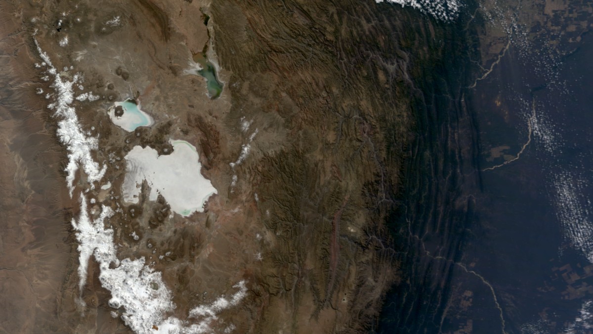 Nevadas en Bolivia - Terra MODIS - 10 de Julio de 2011