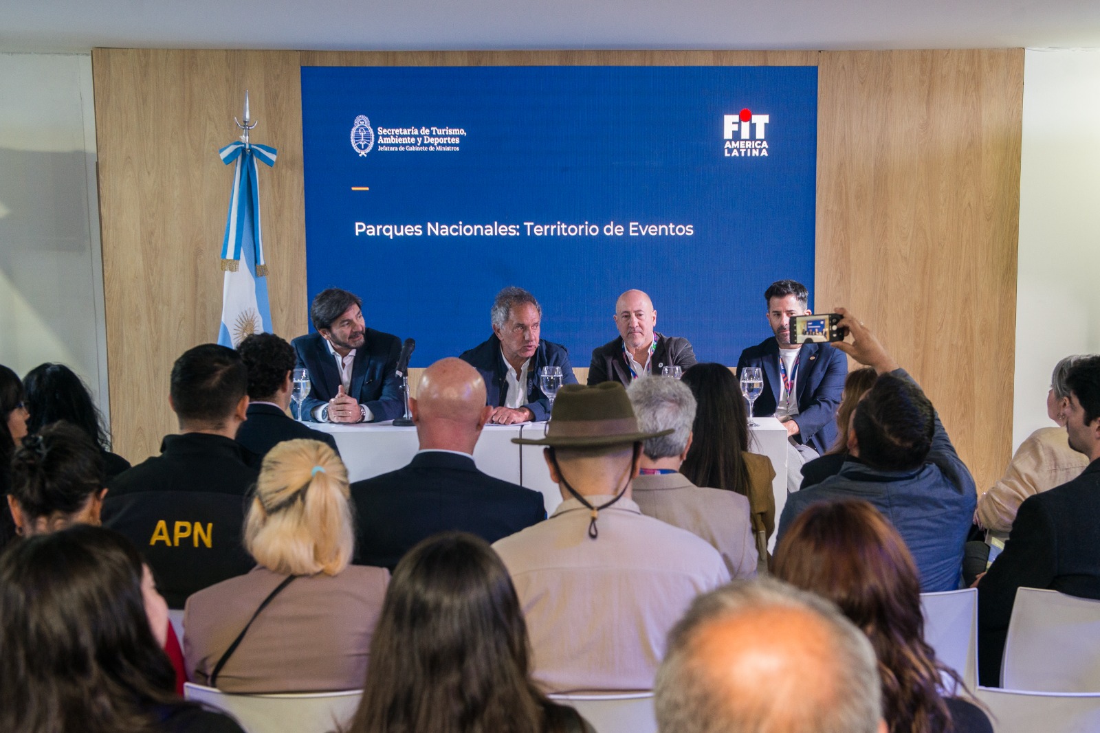 Parques en la FIT 2026 durante el fin de semana