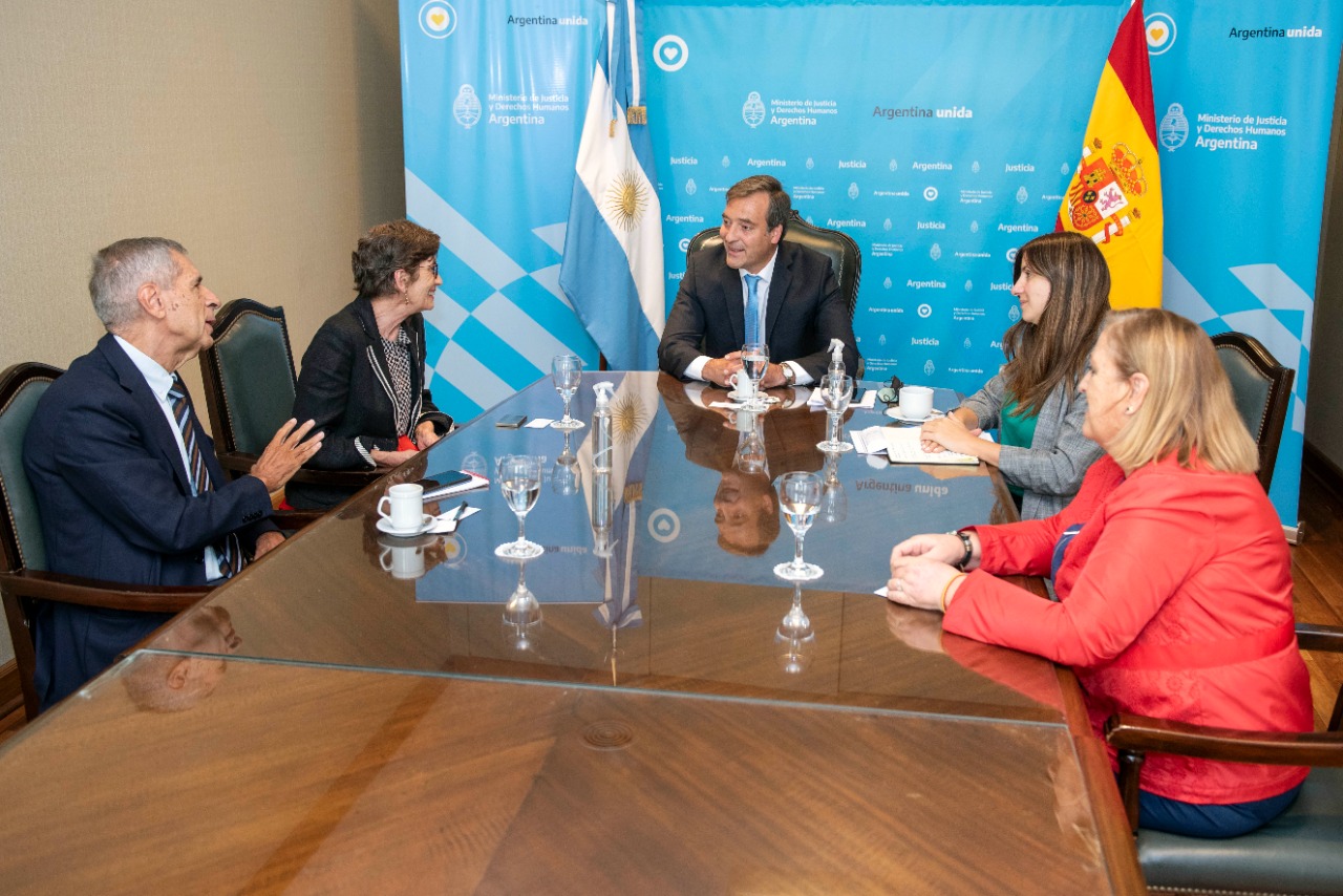 Soria recibió a la Embajadora de España 