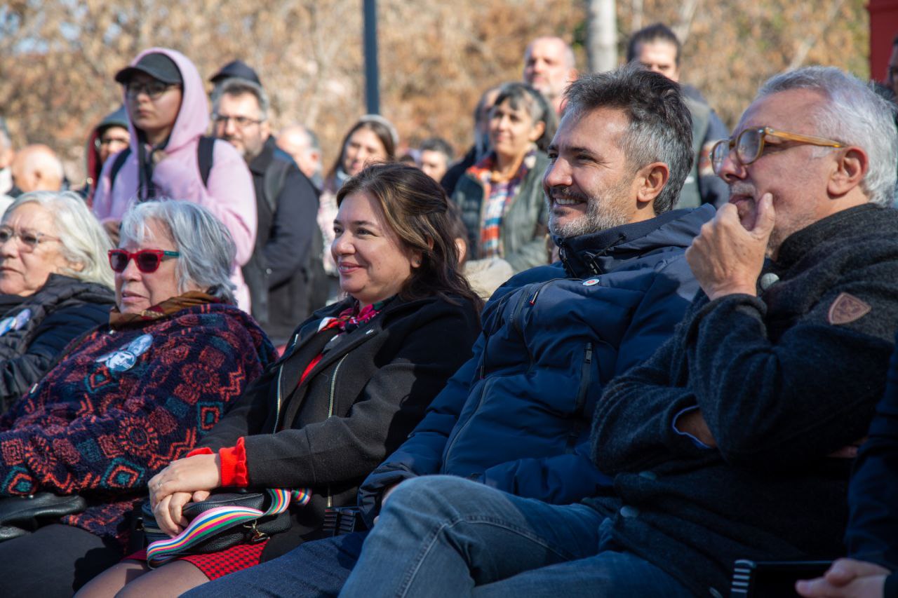 Lorena Battistiol y Matías Moreno en el acto de señalización de Astilleros Astarsa