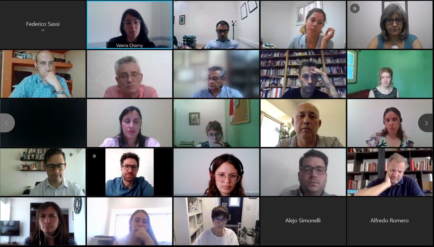 Participantes de la reunión virtual Participantes de la reunión virtual