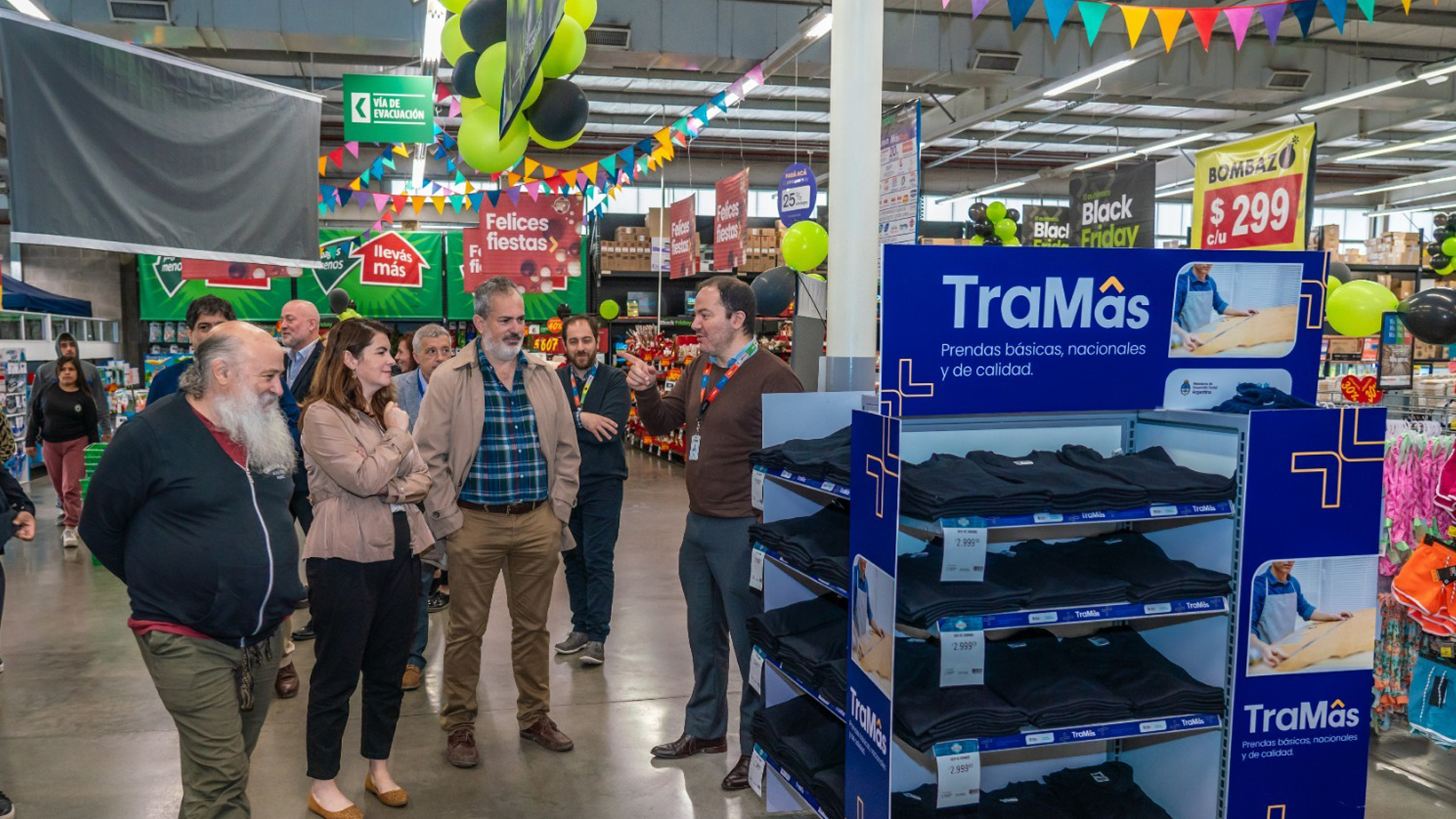 El secretario afirmó que la economía popular puede abastecer a la población con productos de calidad. 