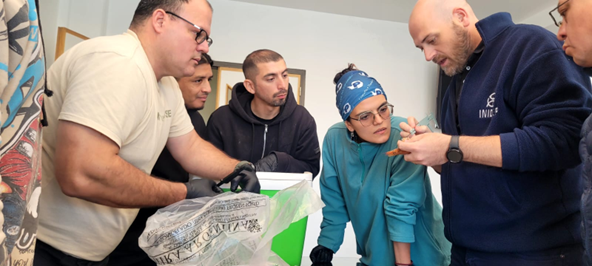 Refuerzan la formaci&oacute;n de observadores pesqueros para mejorar el control del langostino