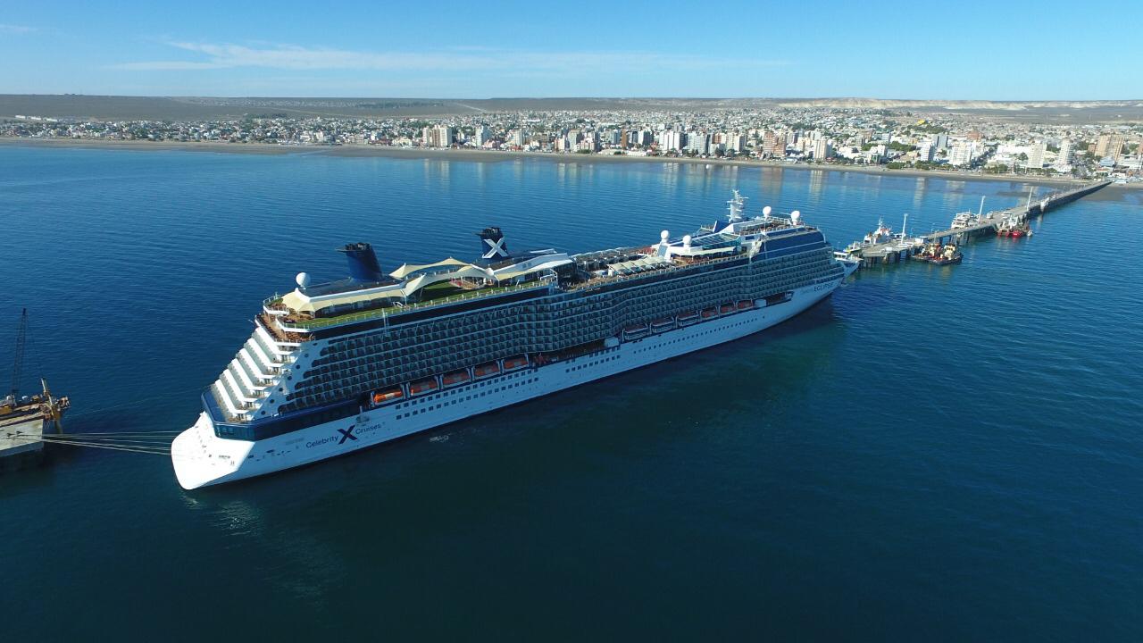 Cruceros Puerto Madryn recibió buque de gran porte en muelle renovado