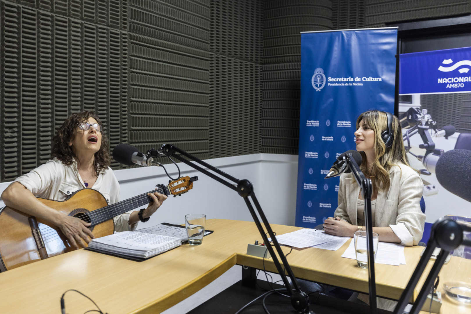 Lorena Astudillo en el momento musical.