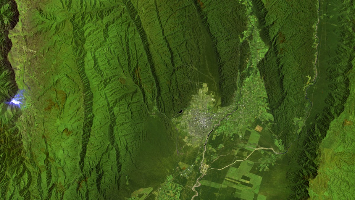 San Fernando del Valle de Catamarca - Landsat 7 ETM+ - 1 de diciembre de 2001