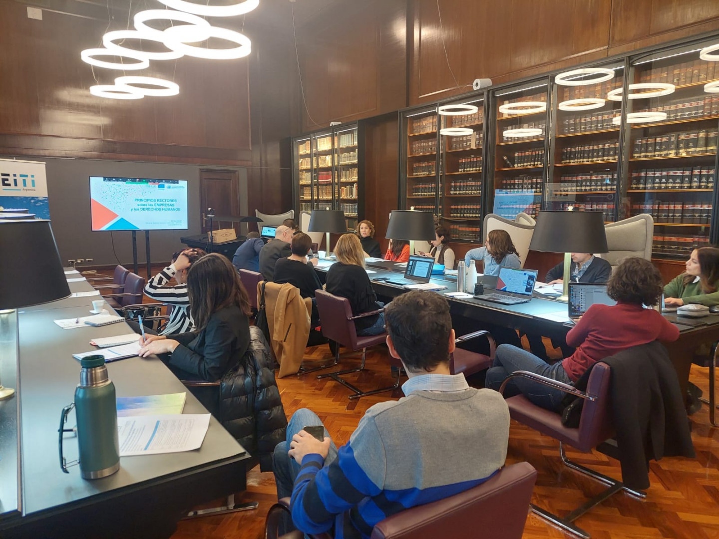 Jueves 24 de agosto del 2023