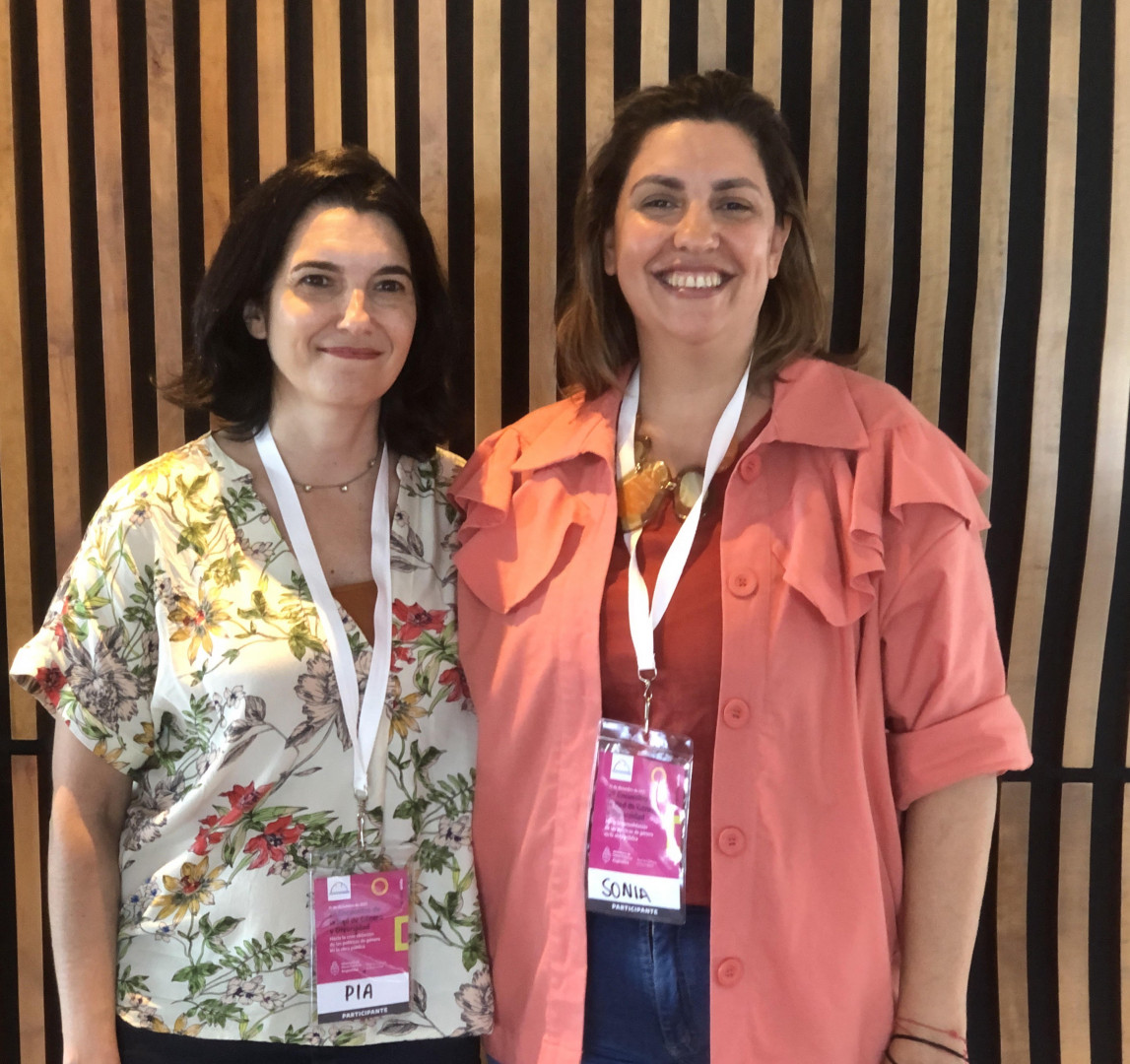Sonia Kabala junto a María Pía Vallarino