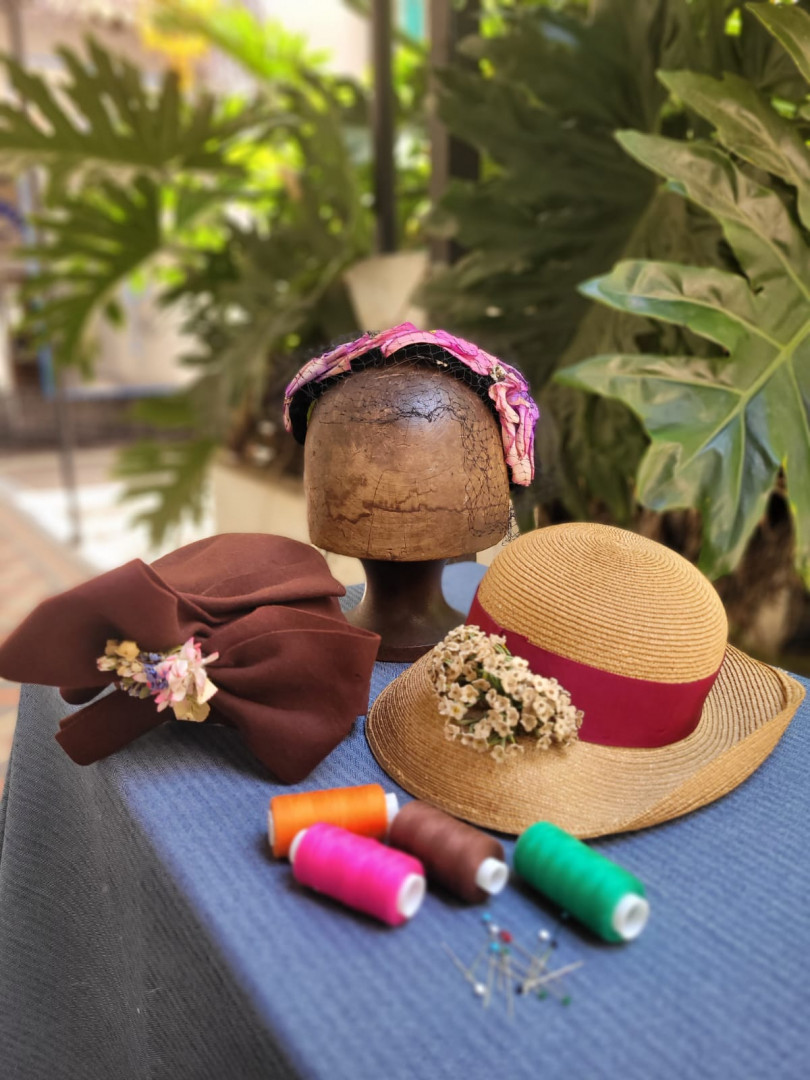 "Recupera tu sombrero" es un taller que podés realizar en el Museo Histórico Nacional. "Recupera tu sombrero" es un taller que podés realizar en el Museo Histórico Nacional.