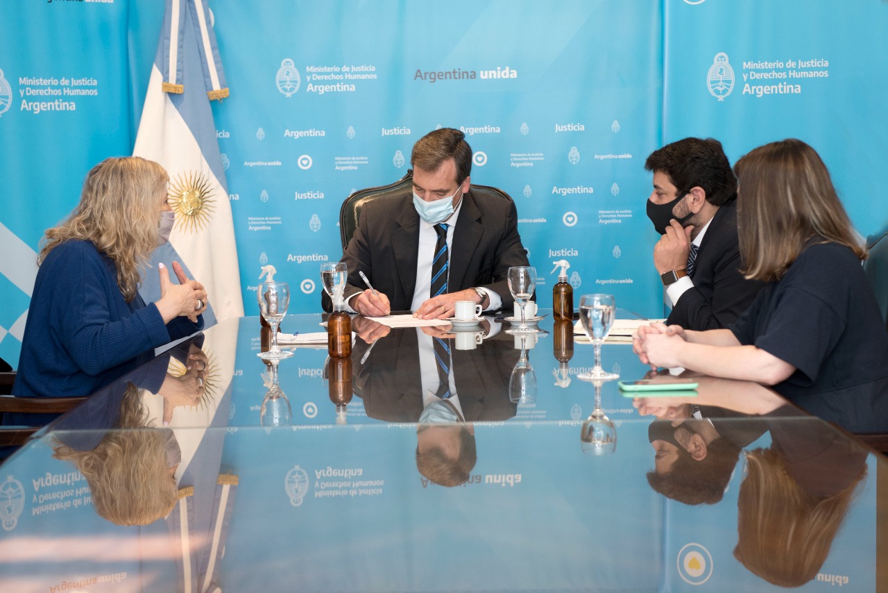Soria recibió a la Ministra de Gobierno, Justicia y DDHH de Tierra del Fuego
