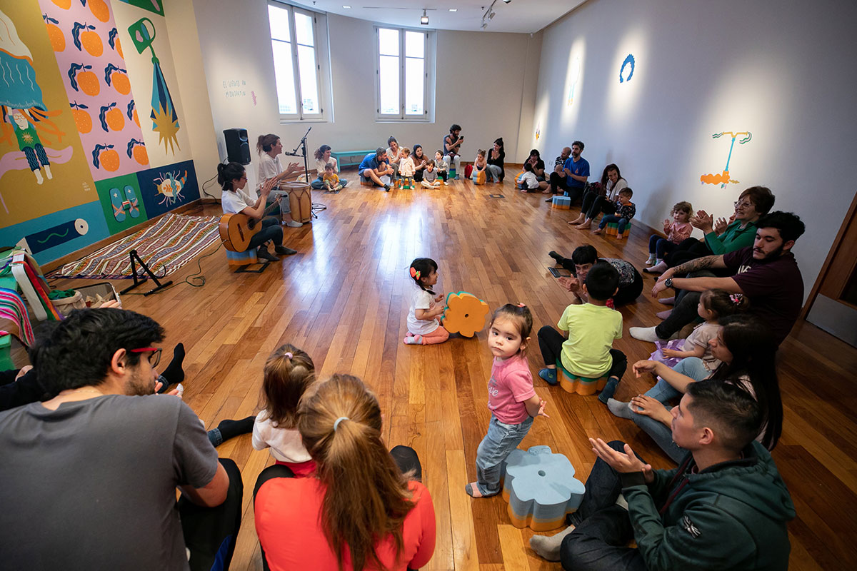 Música, juegos y movimiento para primera infancia en el Palacio Libertad.
