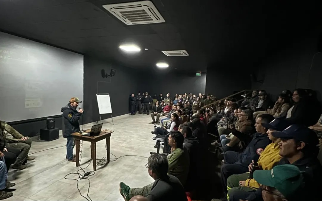 Taller de Coexistencia Turística y Comportamiento de Grandes Felinos en Iberá
