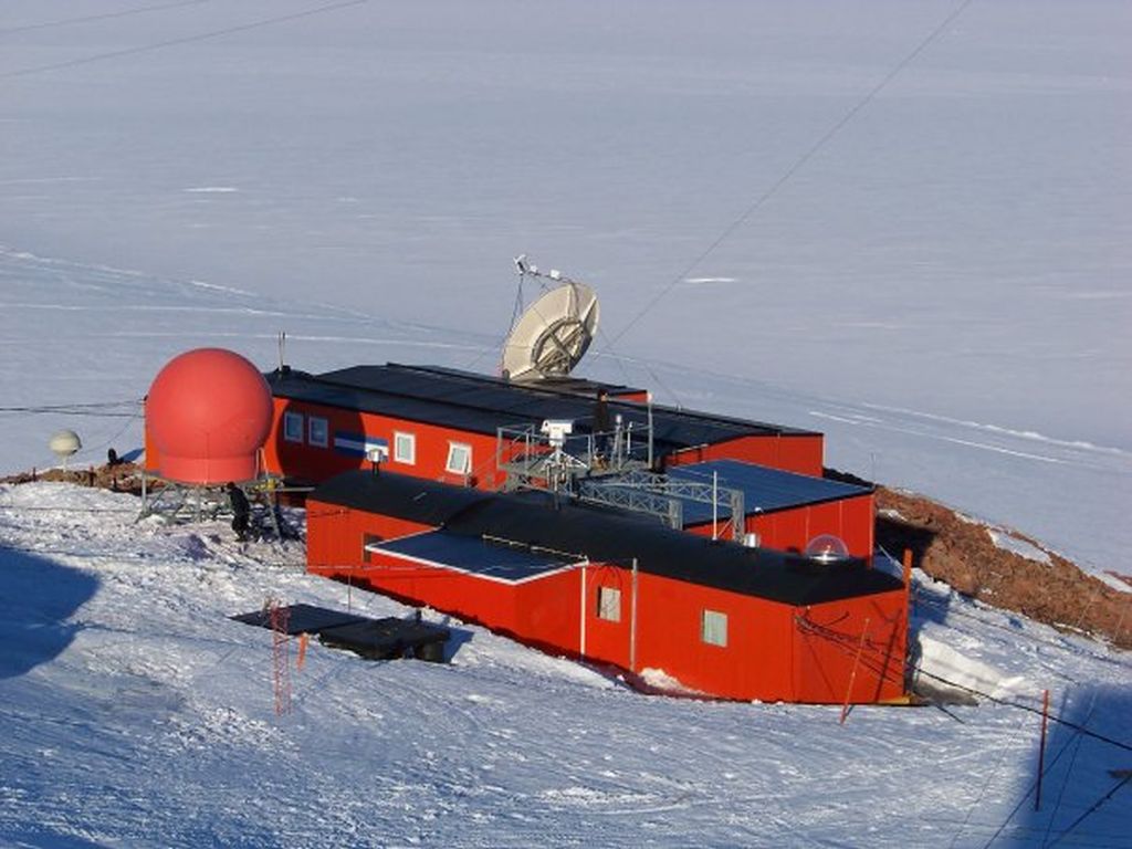 Prueba de cobertura del satélite argentino ARSAT 2 en la Antártida (2)