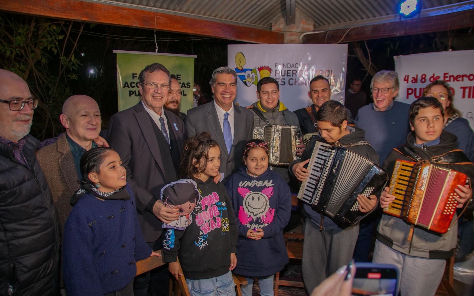 Construcción de la primera Fábrica Social de Acordeones del país, en Puerto Tirol, Chaco. Construcción de la primera Fábrica Social de Acordeones del país, en Puerto Tirol, Chaco.