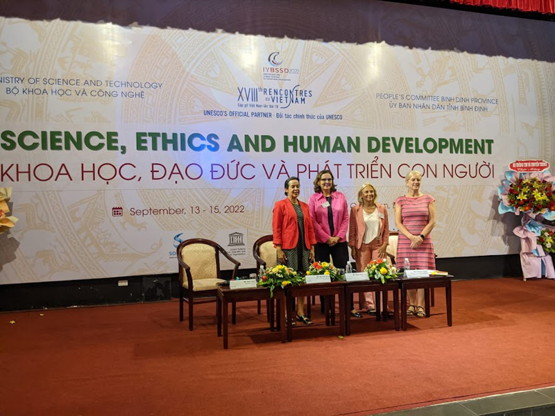 Rencontres du Vietnam Ciencia, Ética y Desarrollo Humano