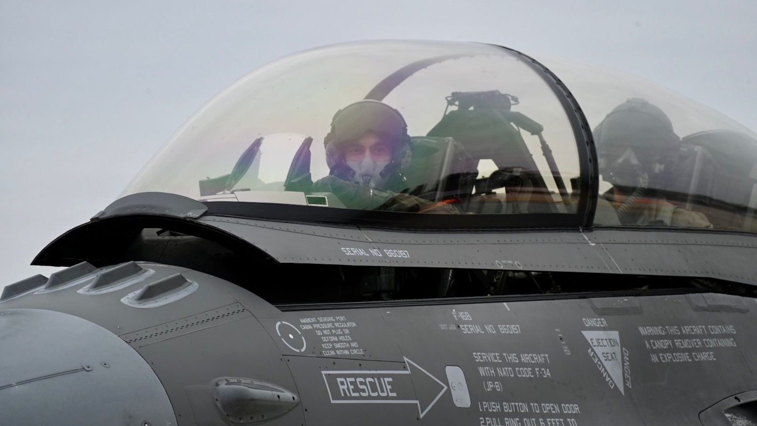 vuelo_solo_f16_faa_04