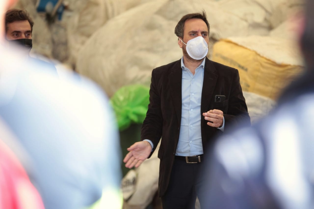 Ambiente entreg&oacute; elementos de saneamiento para el municipio de Luj&aacute;n