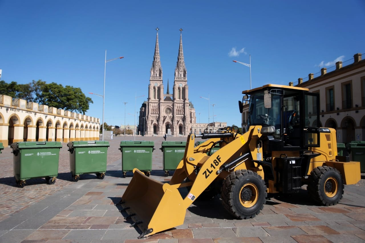 Ambiente entreg&oacute; elementos de saneamiento para el municipio de Luj&aacute;n