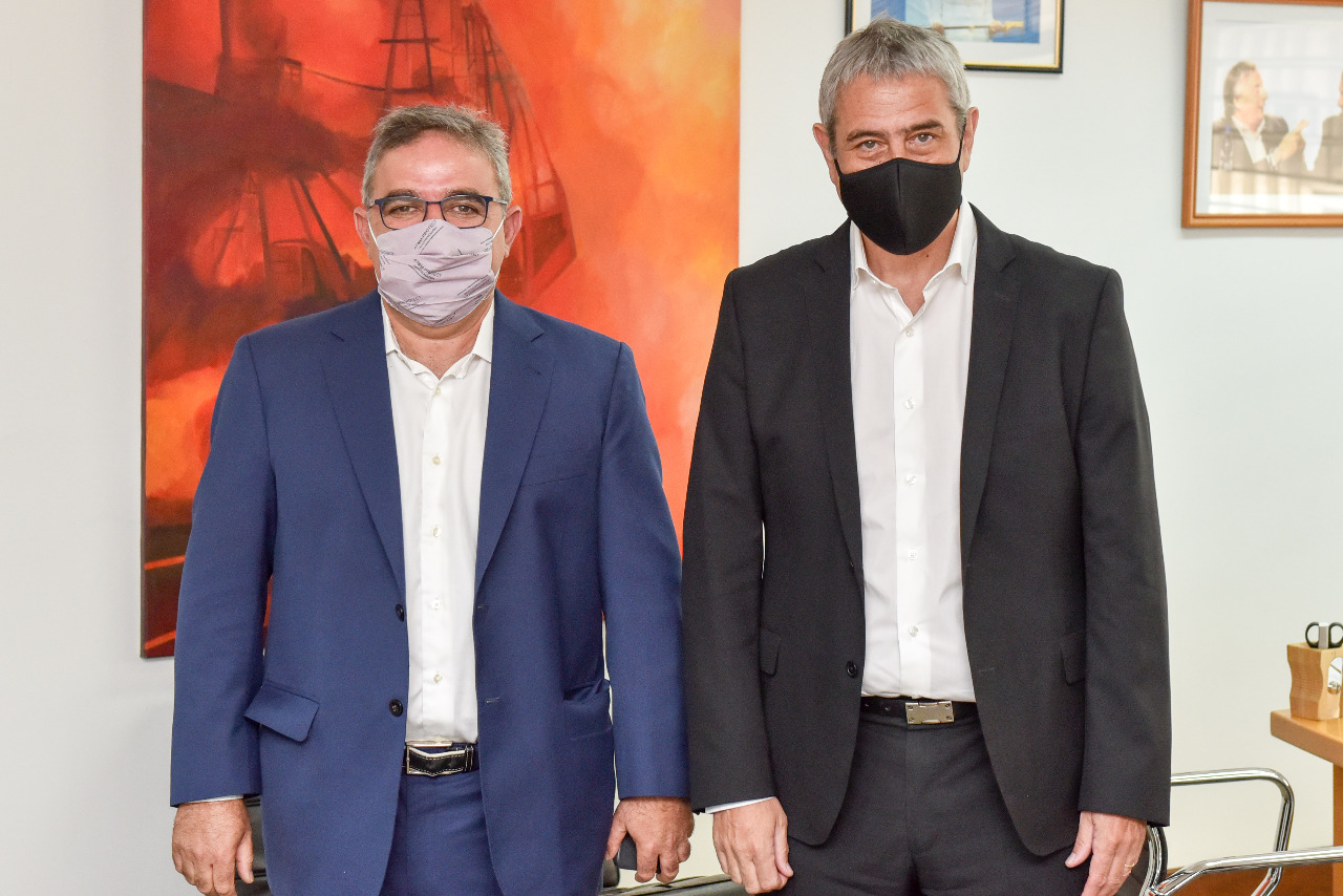 El ministro Ferraresi y el gobernador Jalil
