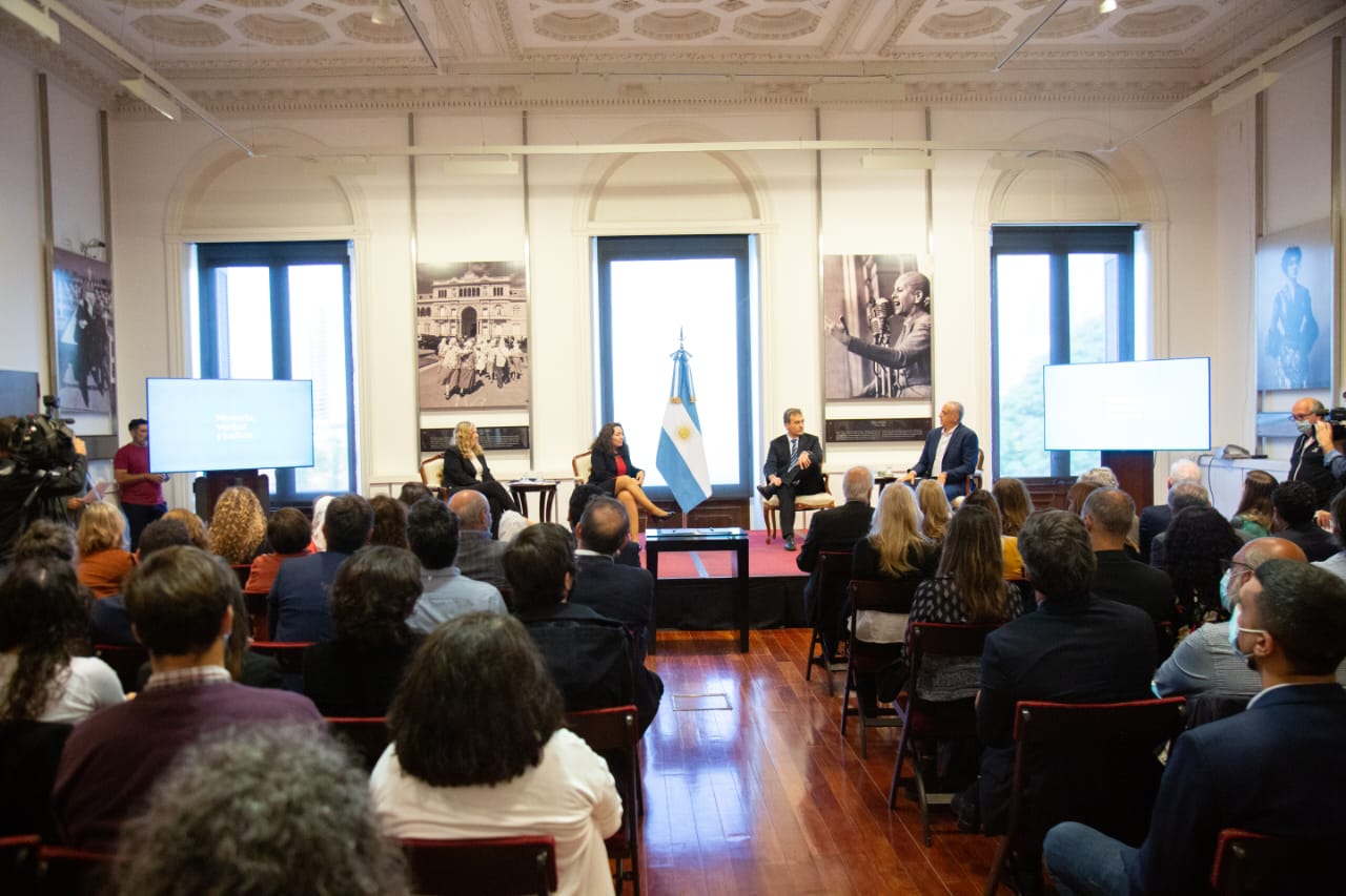 El ministro Soria participó del lanzamiento del proceso de digitalización a gran escala de archivos de la ex side relativos al terrorismo de estado