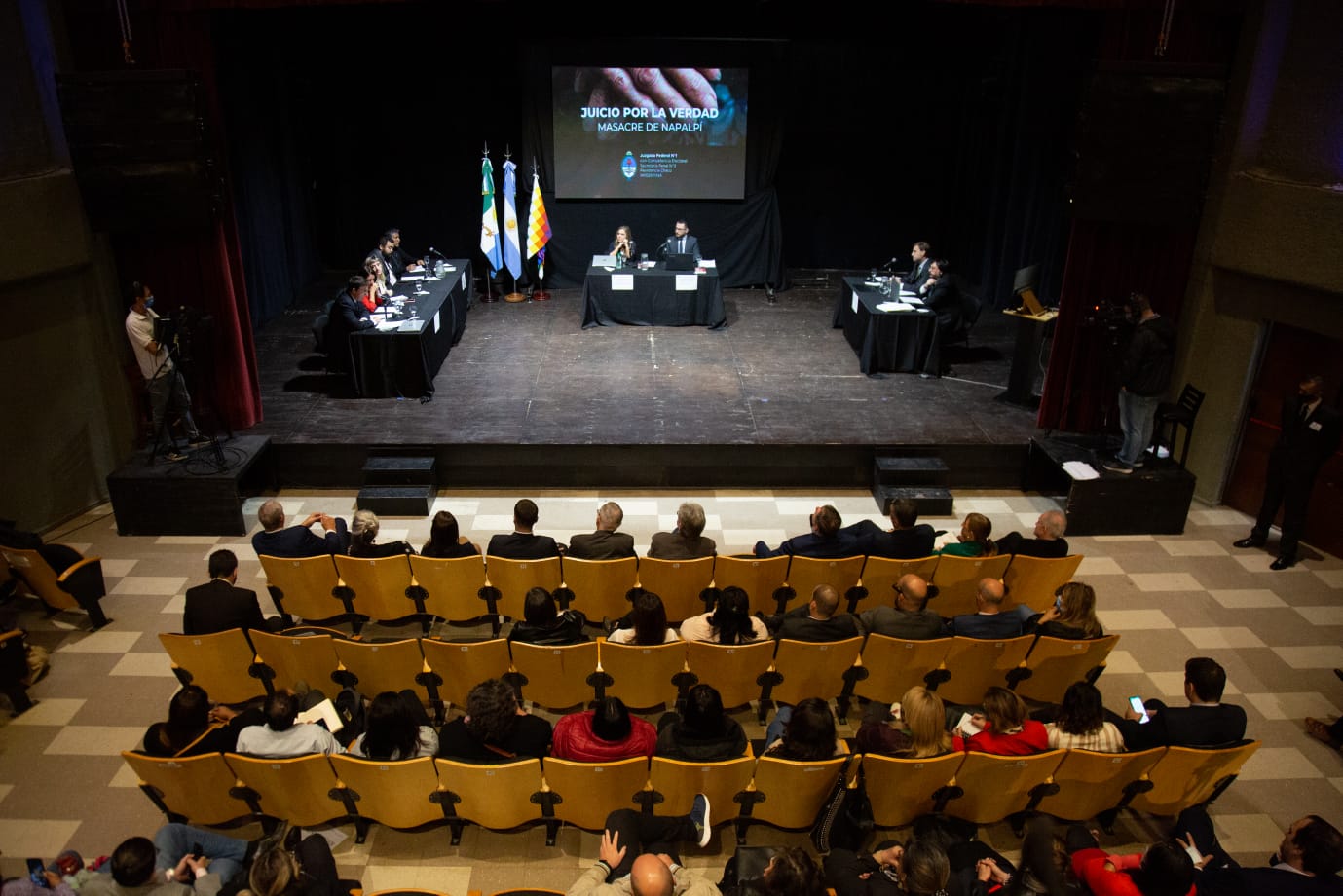 La audiencia contó con la presencia de público