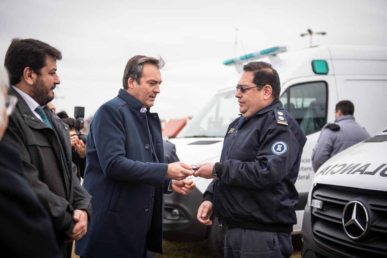  El Ministro de Justicia hizo entrega de la nueva flota de ambulancias de mediana complejidad del Sistema Penitenciario Federal 
