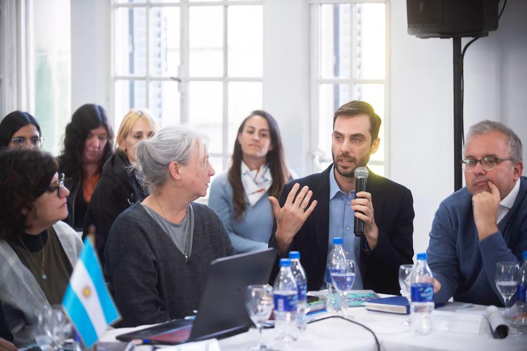 El Ministerio de Justicia y Derechos Humanos y la Secretaría Nacional de Niñez, Adolescencia y Familia presentaron la campaña “Crecer en familia es un derecho”