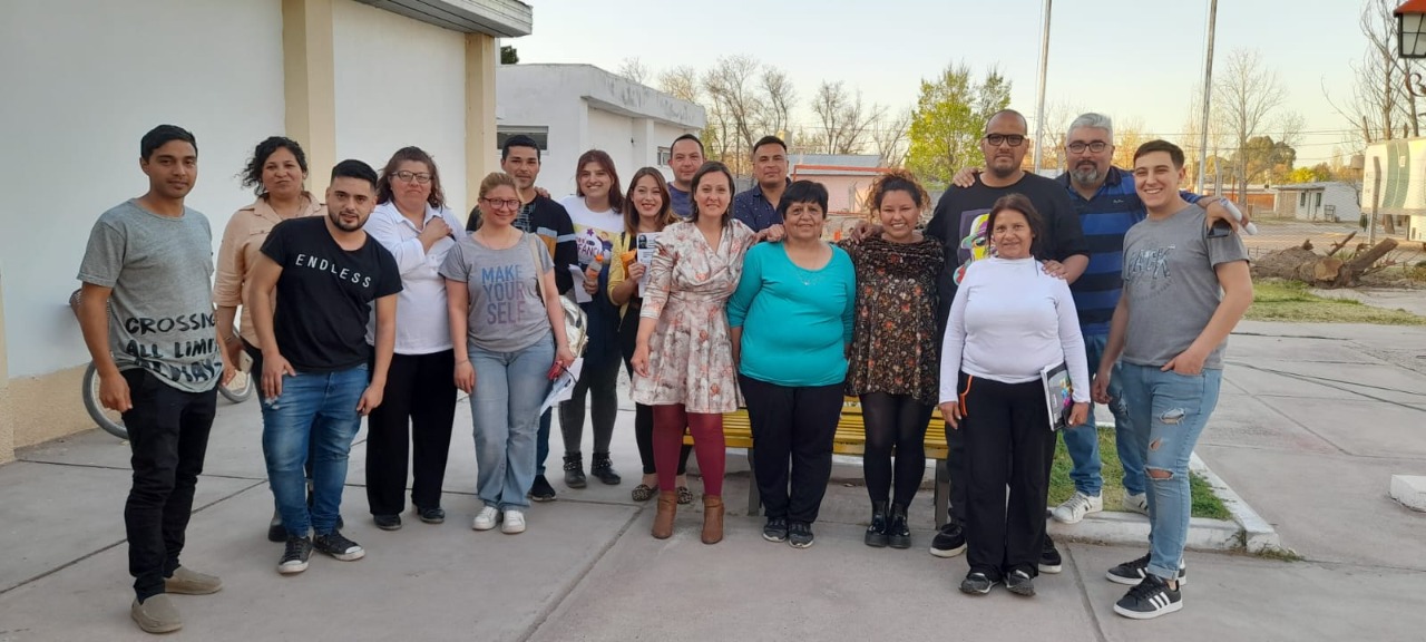 Capacitación al Centro Integrador Comunitario del barrio la Costanera.