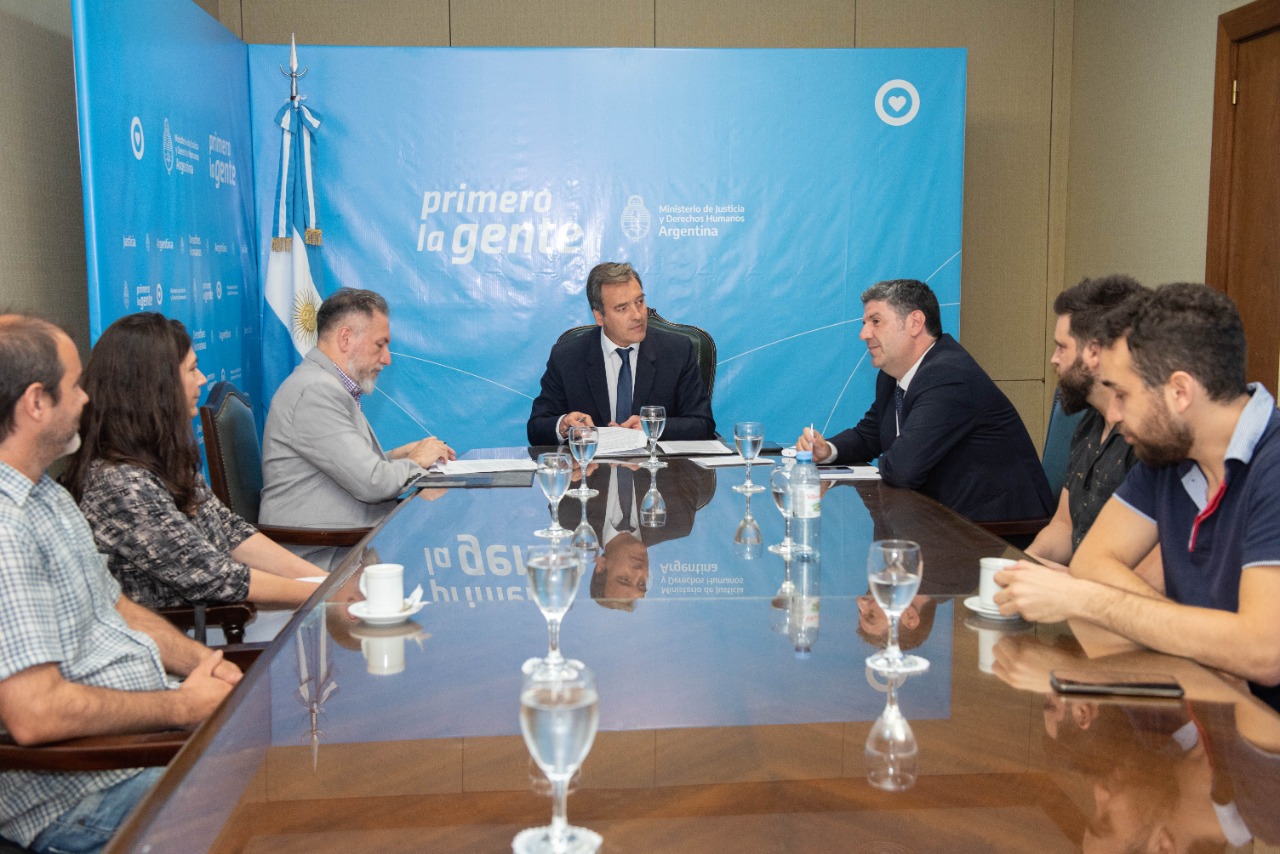 El Ministerio de Justicia y la Facultad de Filosofía y Letras de la Universidad de Buenos Aires acordaron reforzar el trabajo del Centro de Acceso a la Justicia “Mariano Ferreyra” 