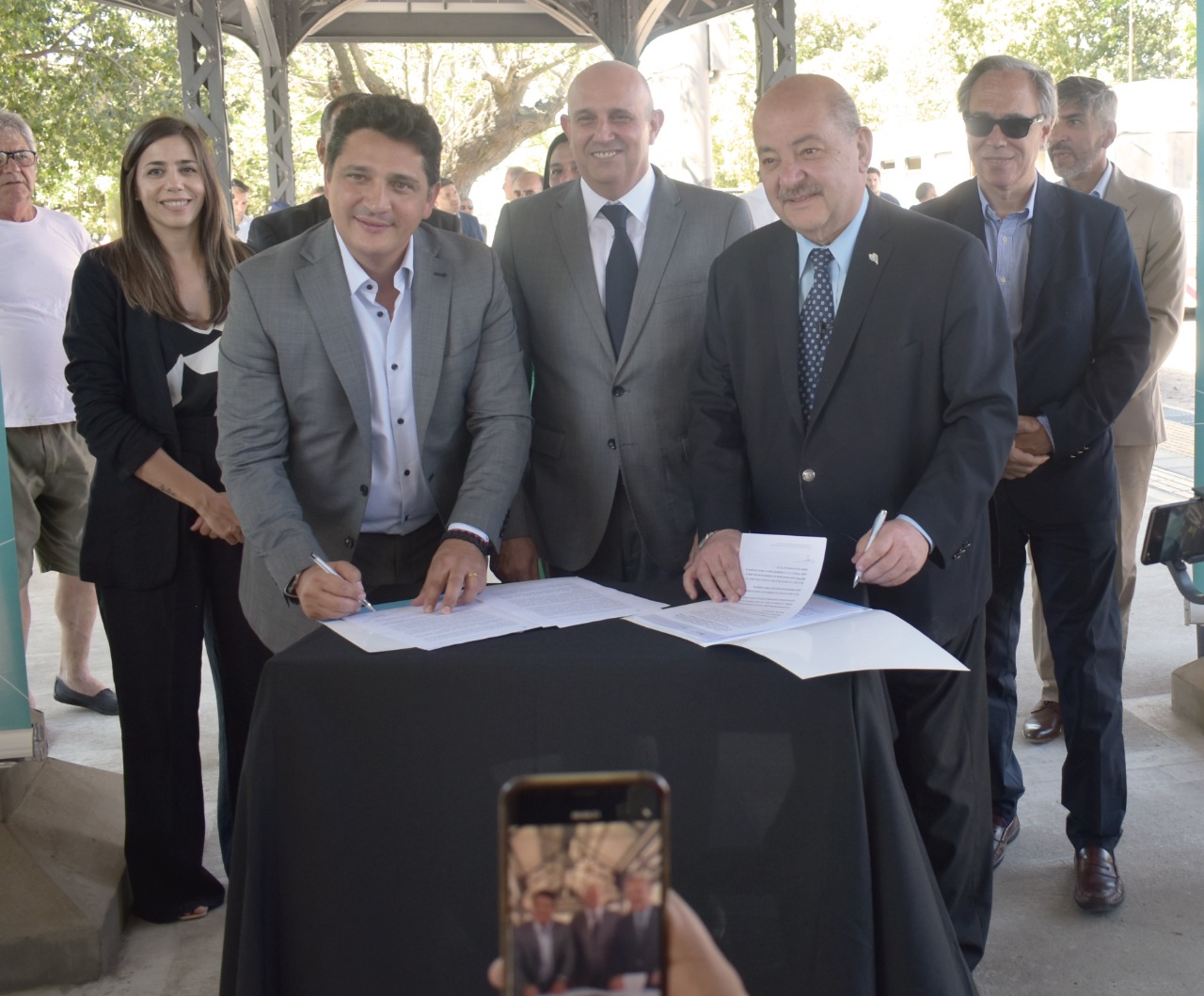  Firma de convenio entre Trenes Argentinos y la Universidad Nacional de La Plata