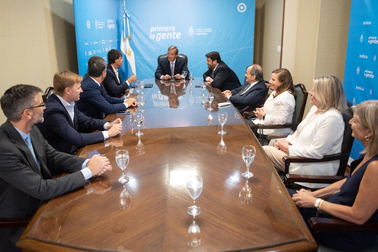 Soria y el Consejo de Rectores de Universidades Privadas de Argentina trabajarán juntos para fortalecer el sistema de enseñanza de las carreras de abogacía