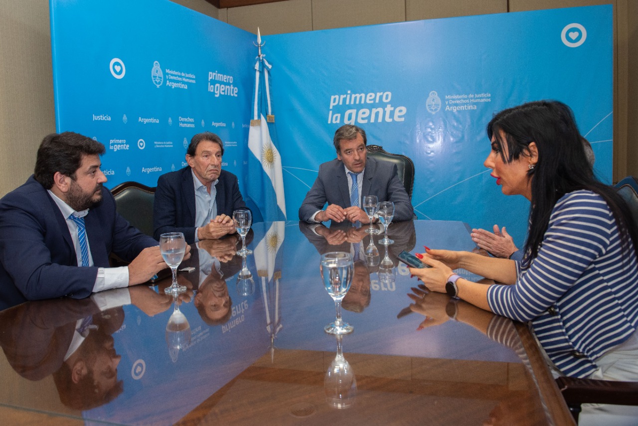 La CONEAU aprobó el proyecto institucional del Instituto Universitario Nacional de Derechos Humanos “Madres de Plaza de Mayo”