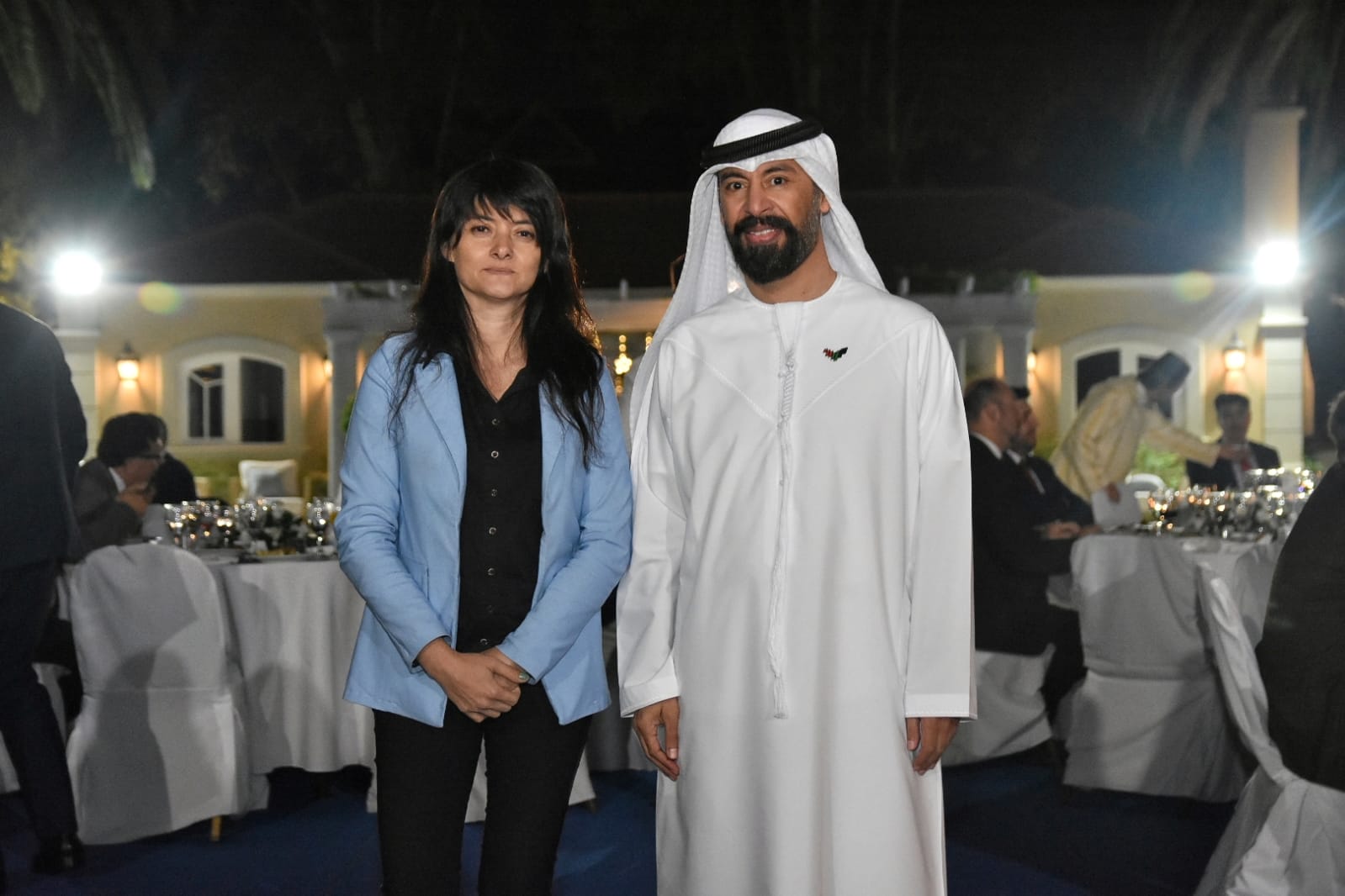 Greta Pena junto a Saeed Abdulla Saif Joula Alqemzi, embajador de los Emiratos Árabes Unidos en Argentina