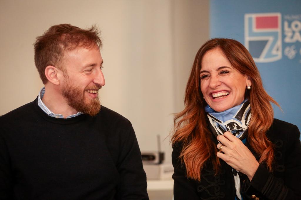 La ministra Tolosa Paz junto a Federico Ortemin. 