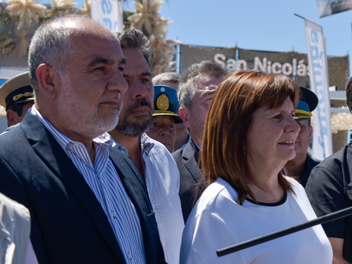 Edgar Pérez junto a Patricia Bullrich