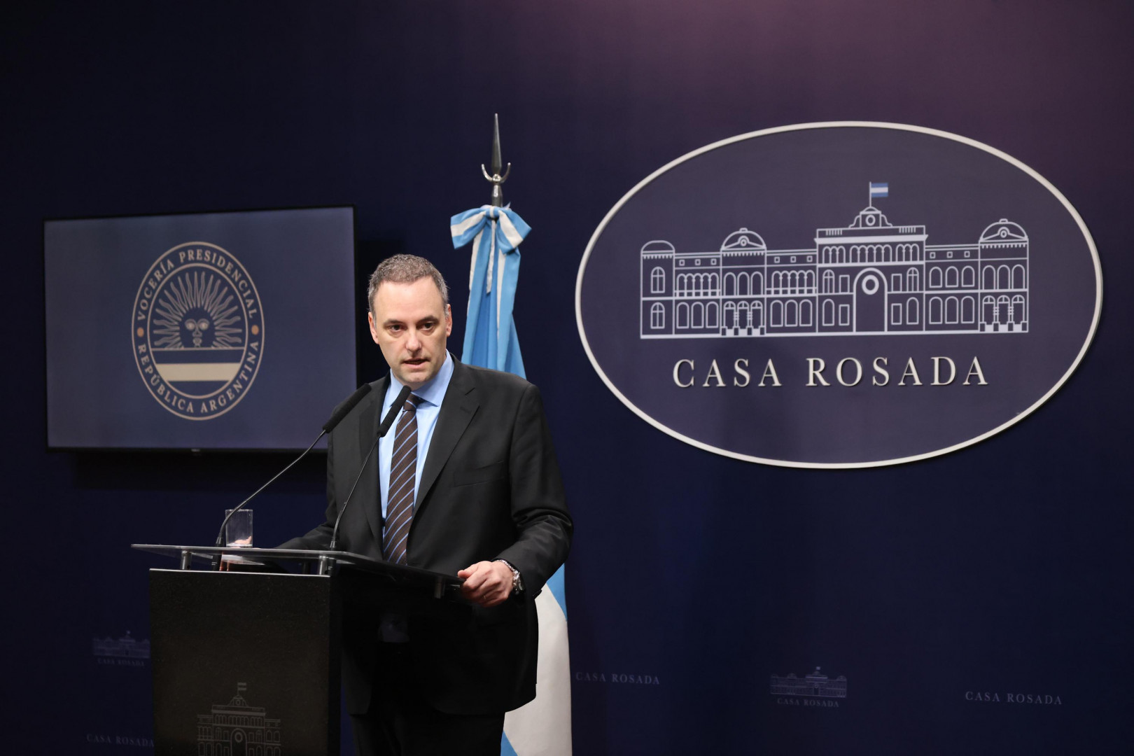 El Vocero Presidencial brindó su conferencia de prensa matutina.